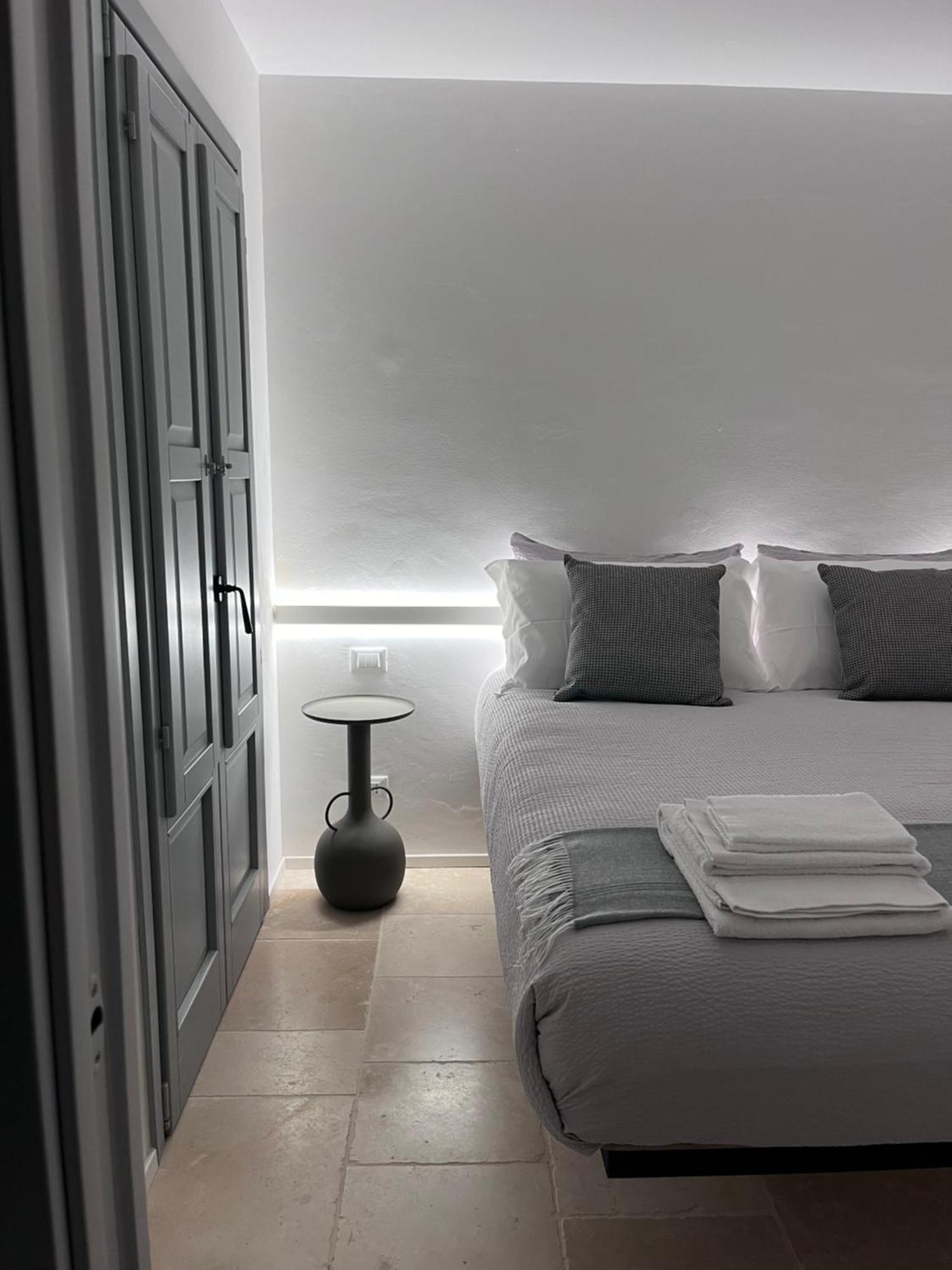 Cala Sala Suite Sun & Sea Polignano a Mare Exteriör bild